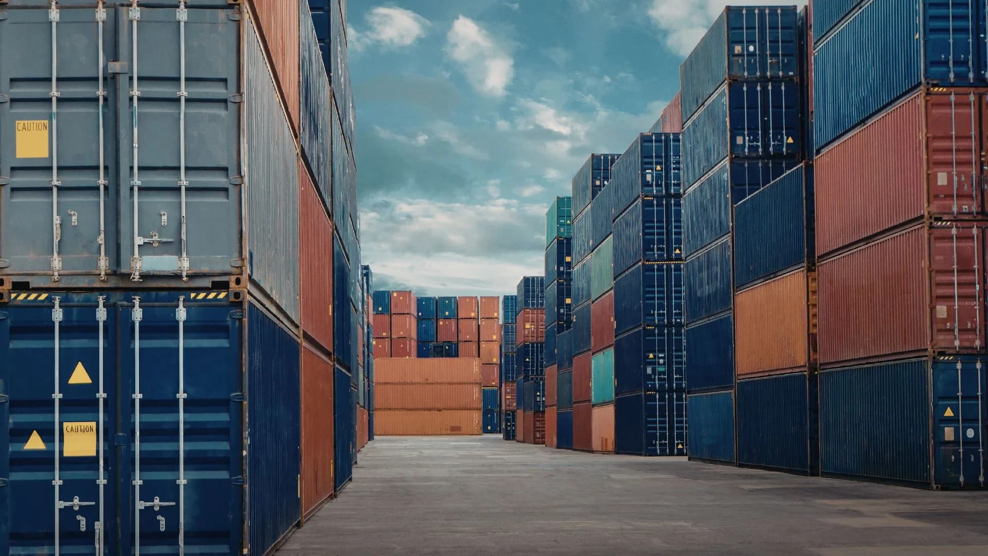 Import Restrictions in Free Trade Zones and Special Economic Zones Under Permendag 47/2025