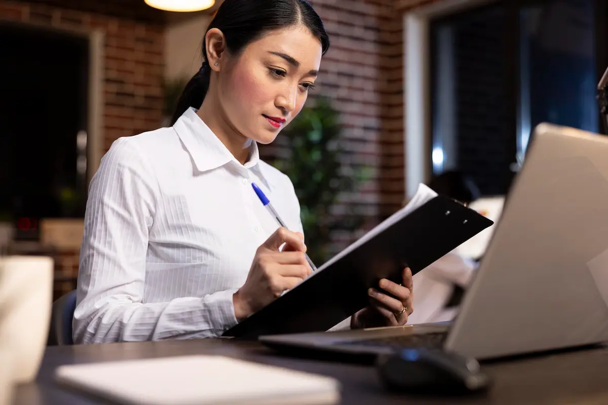 What Does a Corporate Secretary Do for AGMS Compliance?